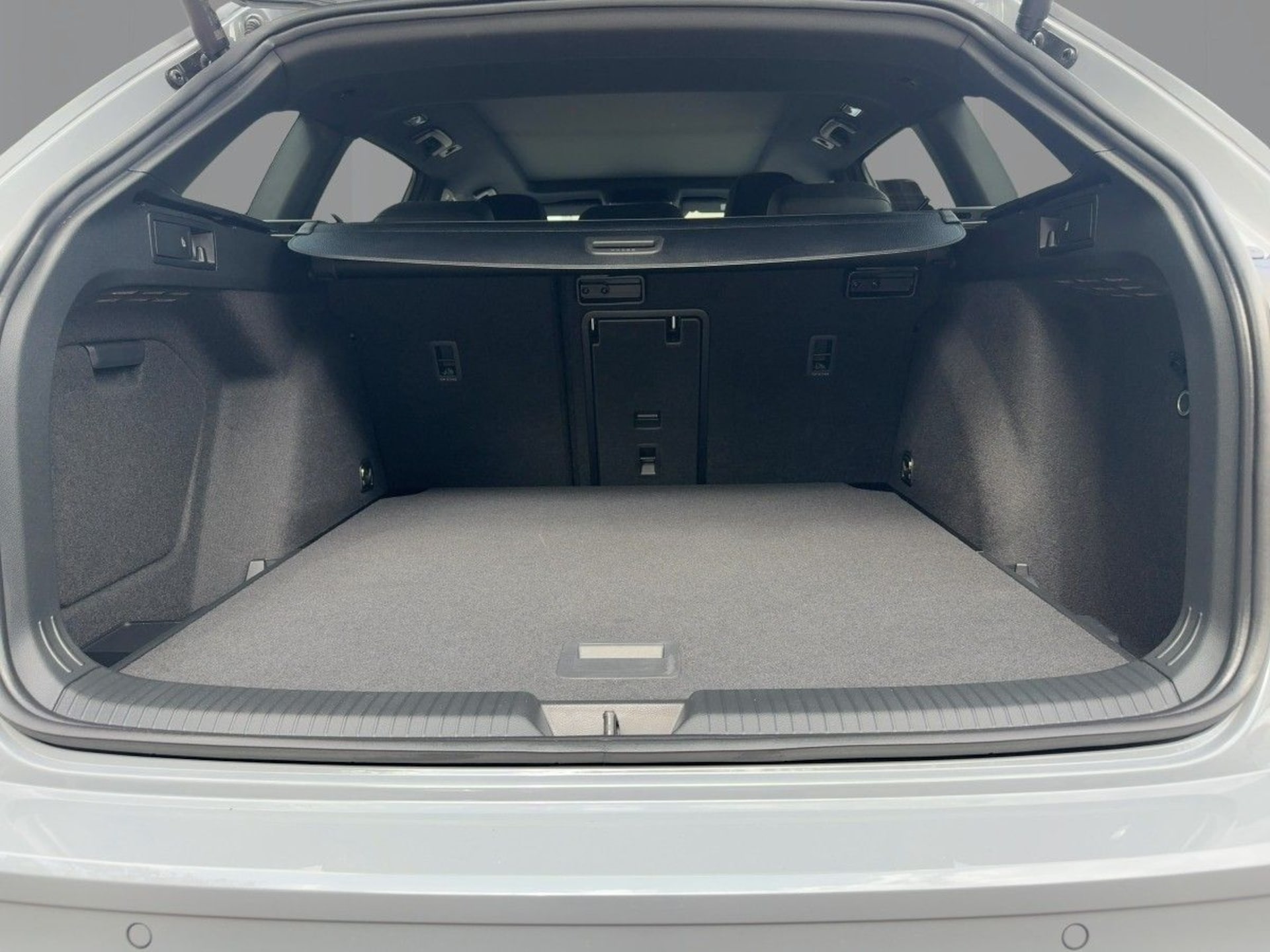 Volkswagen Golf Variant R-Line