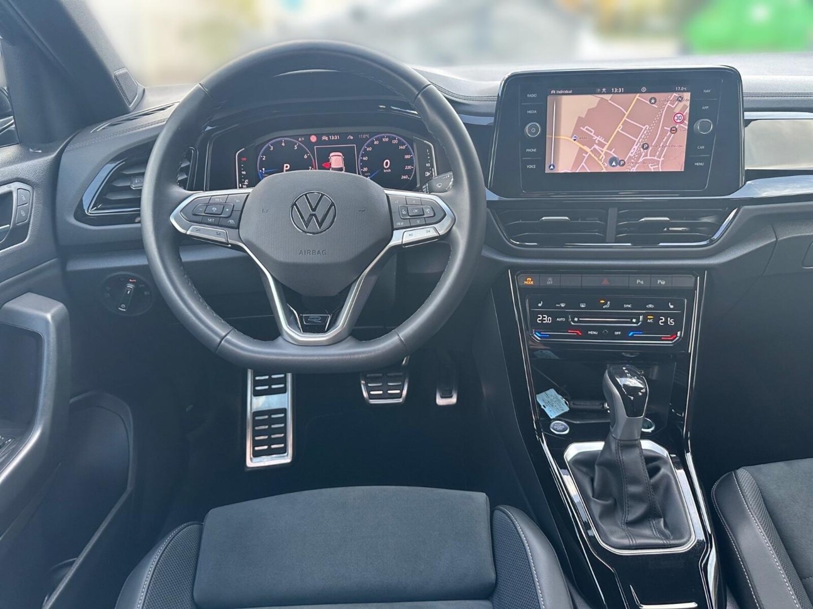 Volkswagen T-Roc – Bild 12