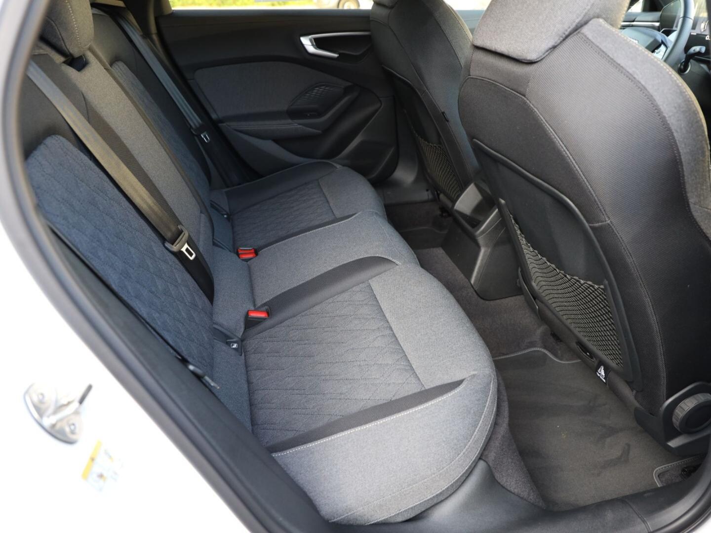 Bild über Audi A5 Avant TDI 150 kW S tronic - für weitere Informationen kontaktieren Sie den Audi Partner