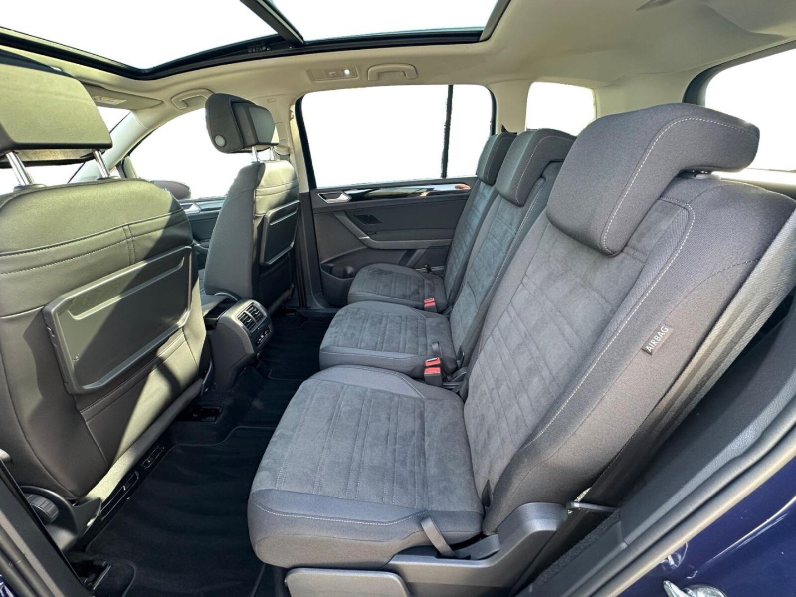 Volkswagen Touran – Bild 9