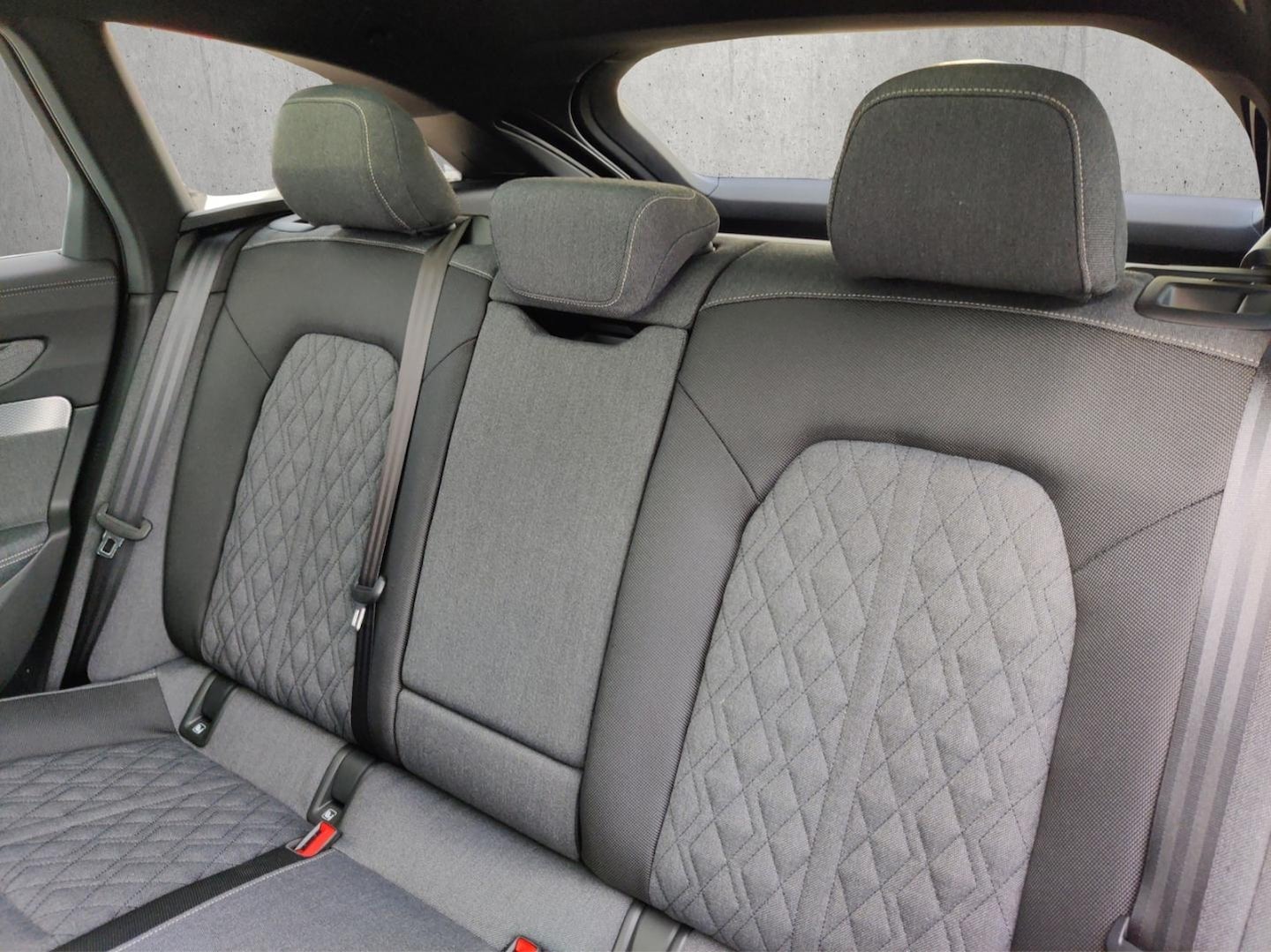 Bild über Audi A6 Avant edition one TDI quattro 150 kW S tronic - für weitere Informationen kontaktieren Sie den Audi Partner