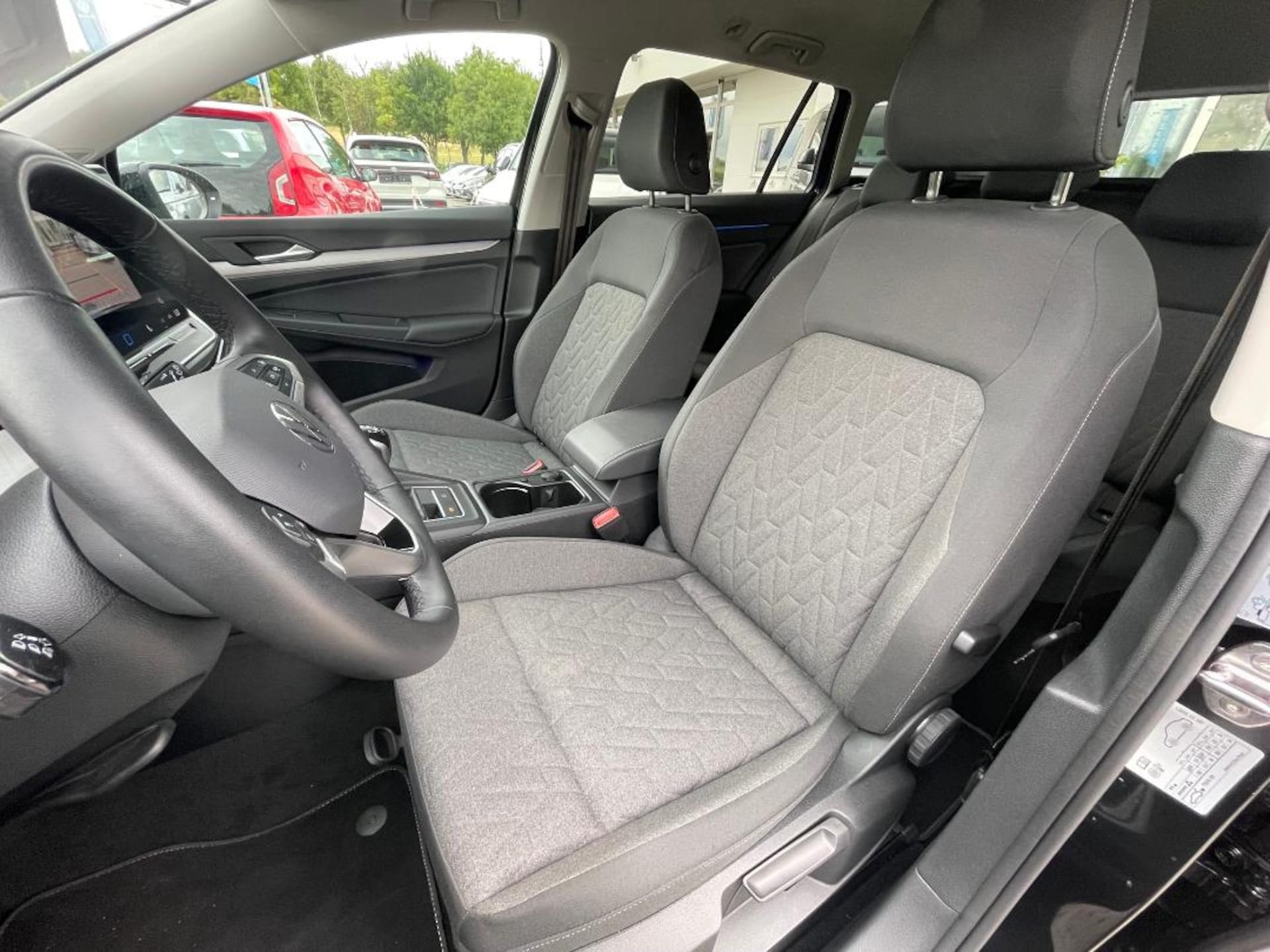 Volkswagen Golf Variant Life