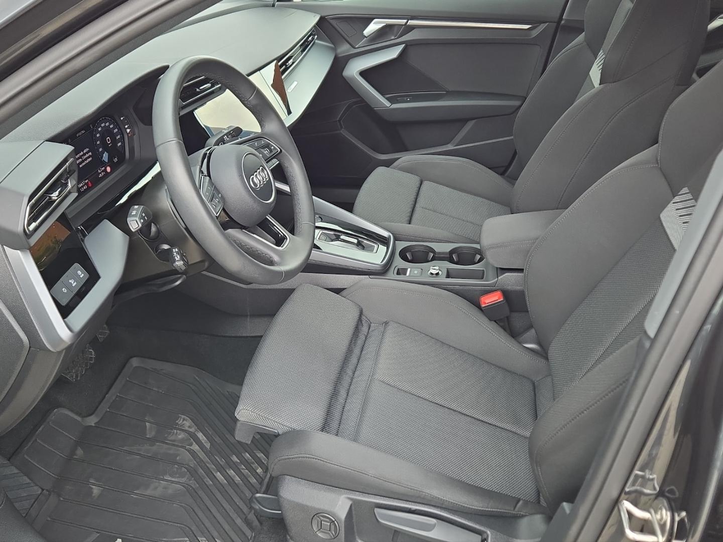 Bild über Audi A3 Limousine advanced 35 TDI S tronic - für weitere Informationen kontaktieren Sie den Audi Partner