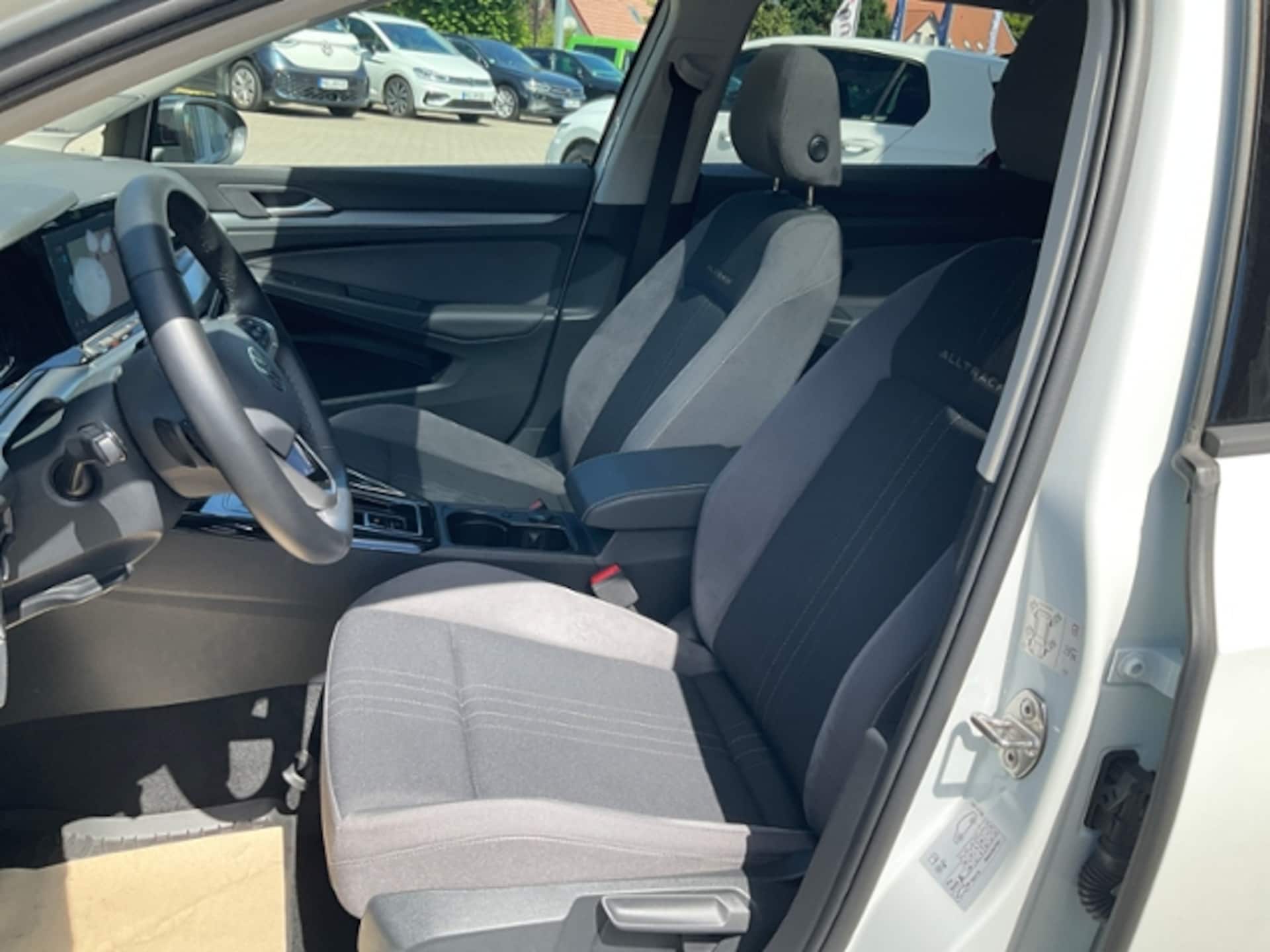 Volkswagen Golf Variant Alltrack
