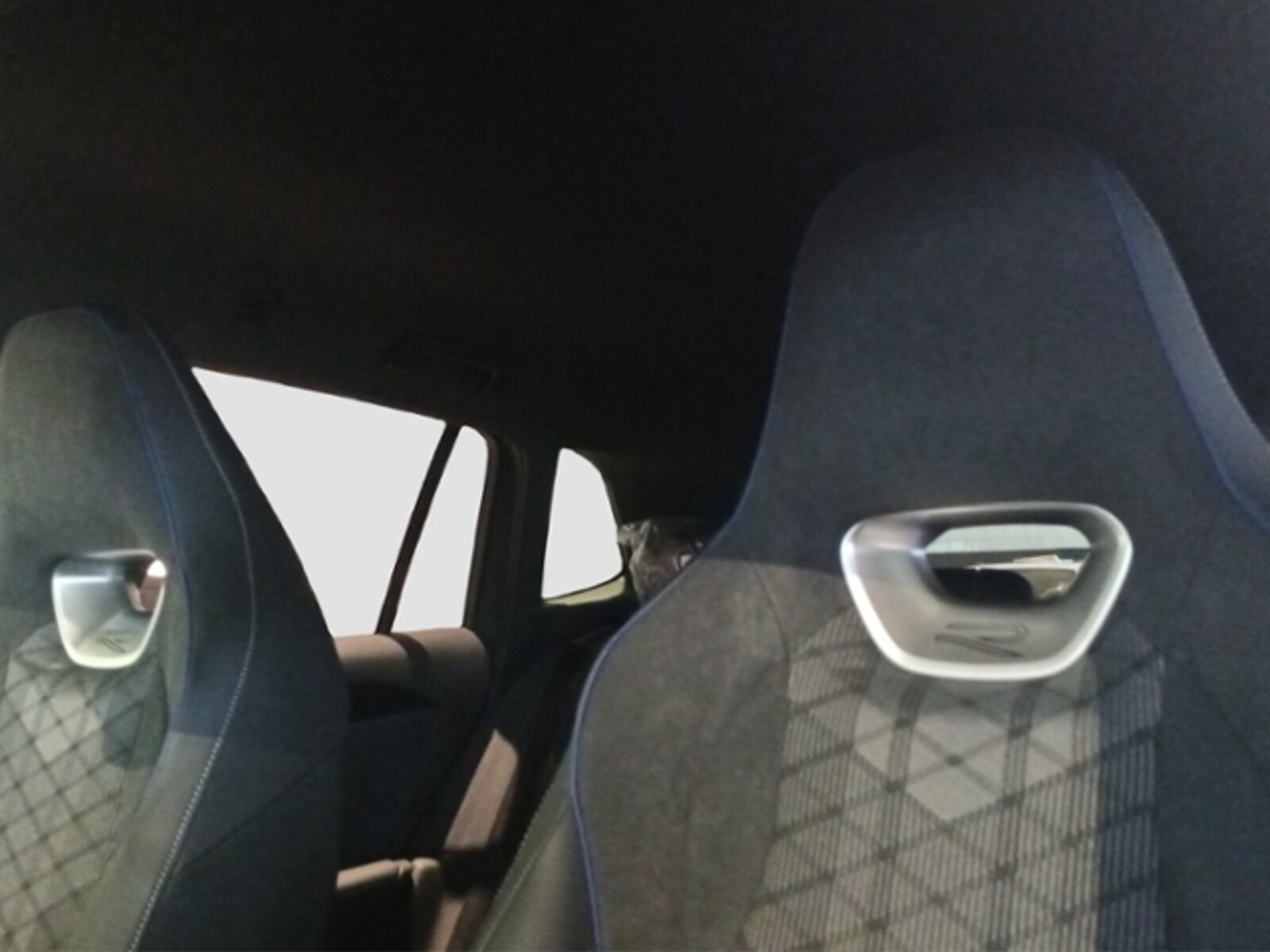 Volkswagen Tiguan – Bild 16