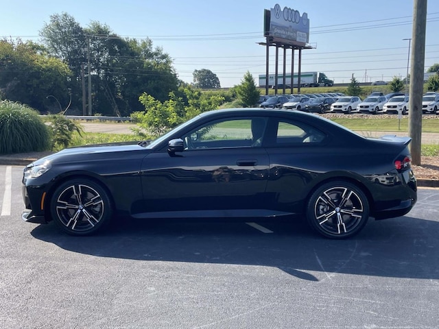 2023 BMW 230