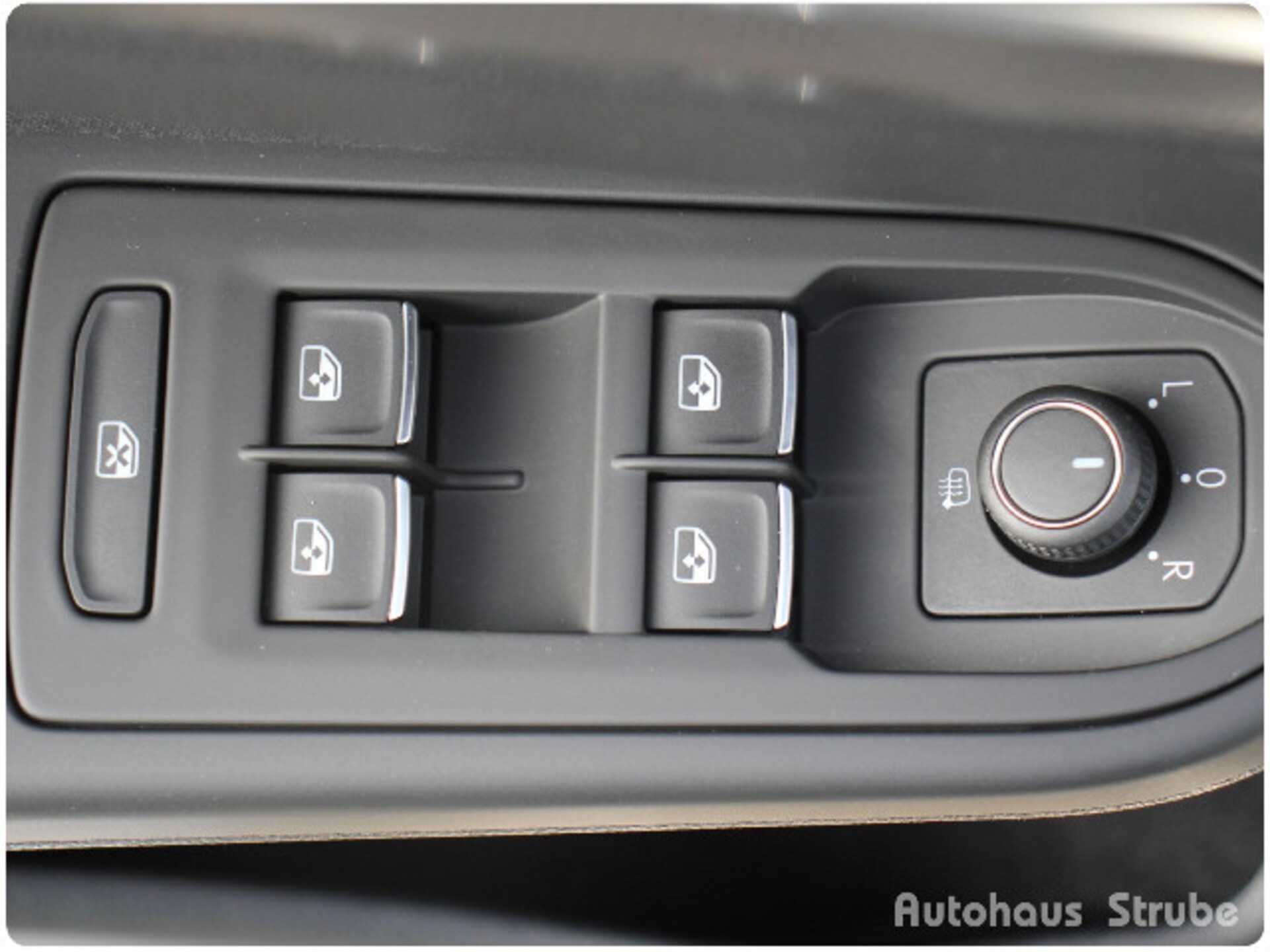 Volkswagen Golf Active