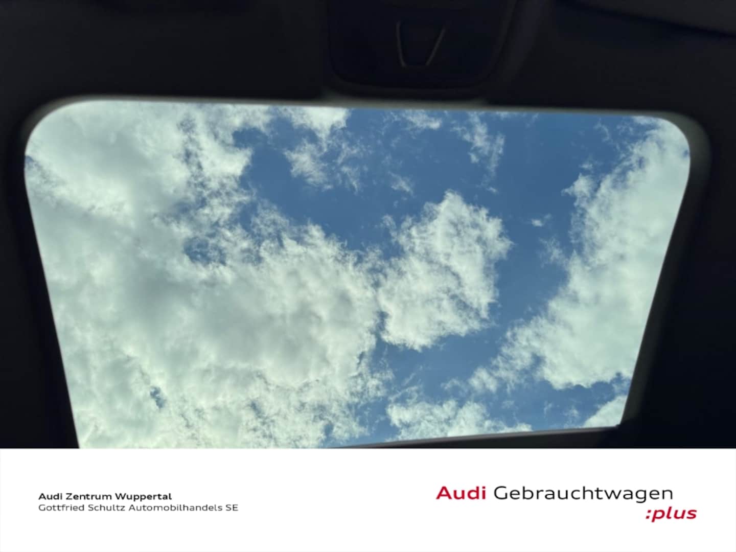Bild über Audi S3 Sportback TFSI quattro S tronic - für weitere Informationen kontaktieren Sie den Audi Partner