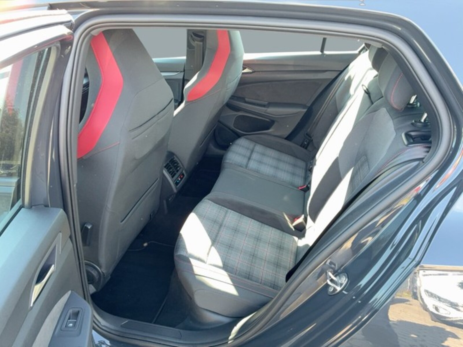 Volkswagen Golf – Bild 11
