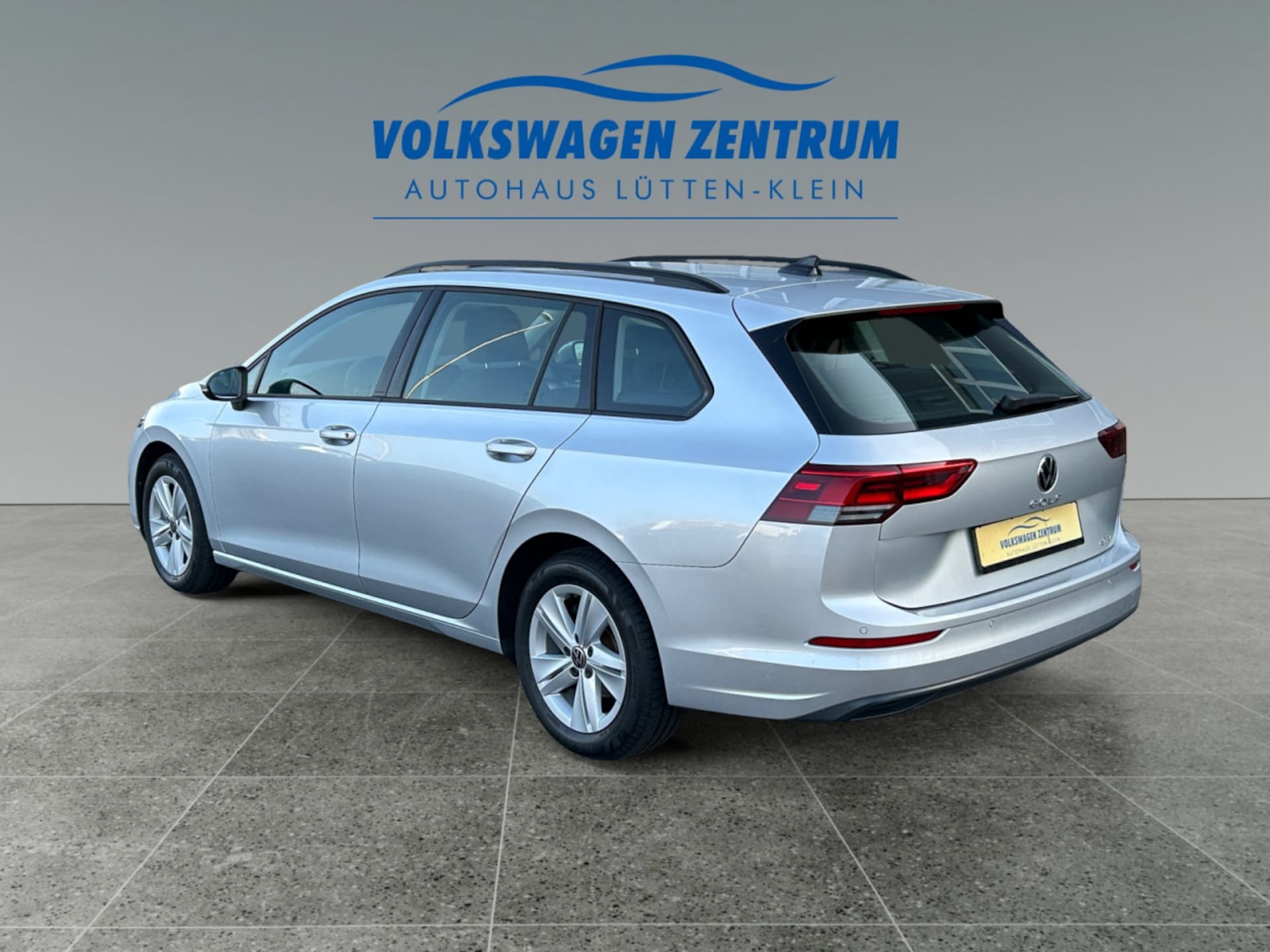 Volkswagen Golf Variant Life