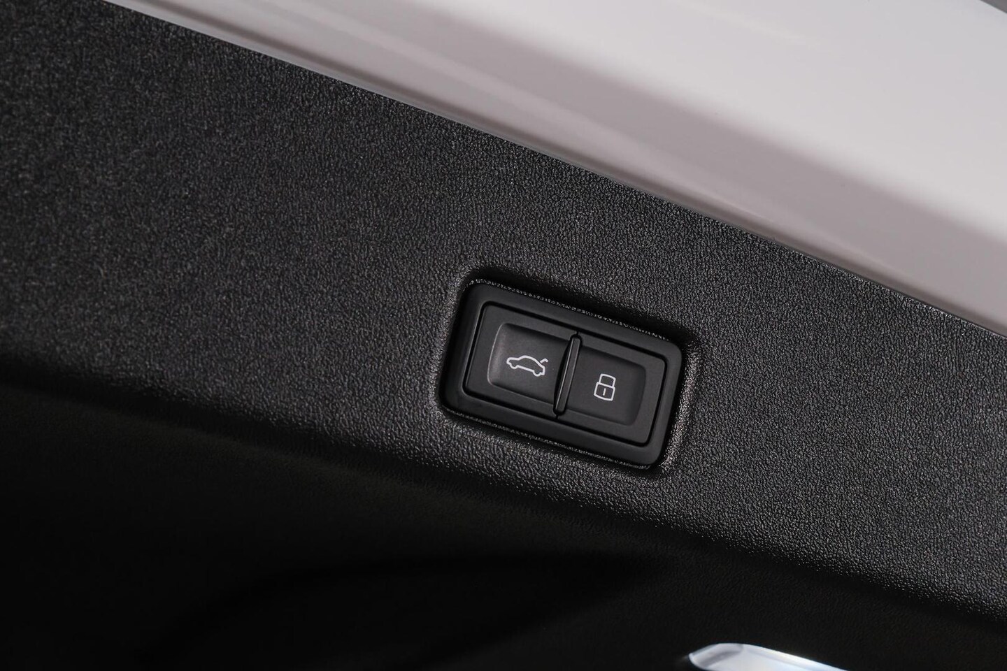 Image about Audi Q5 SUV TDI quattro 150 kW