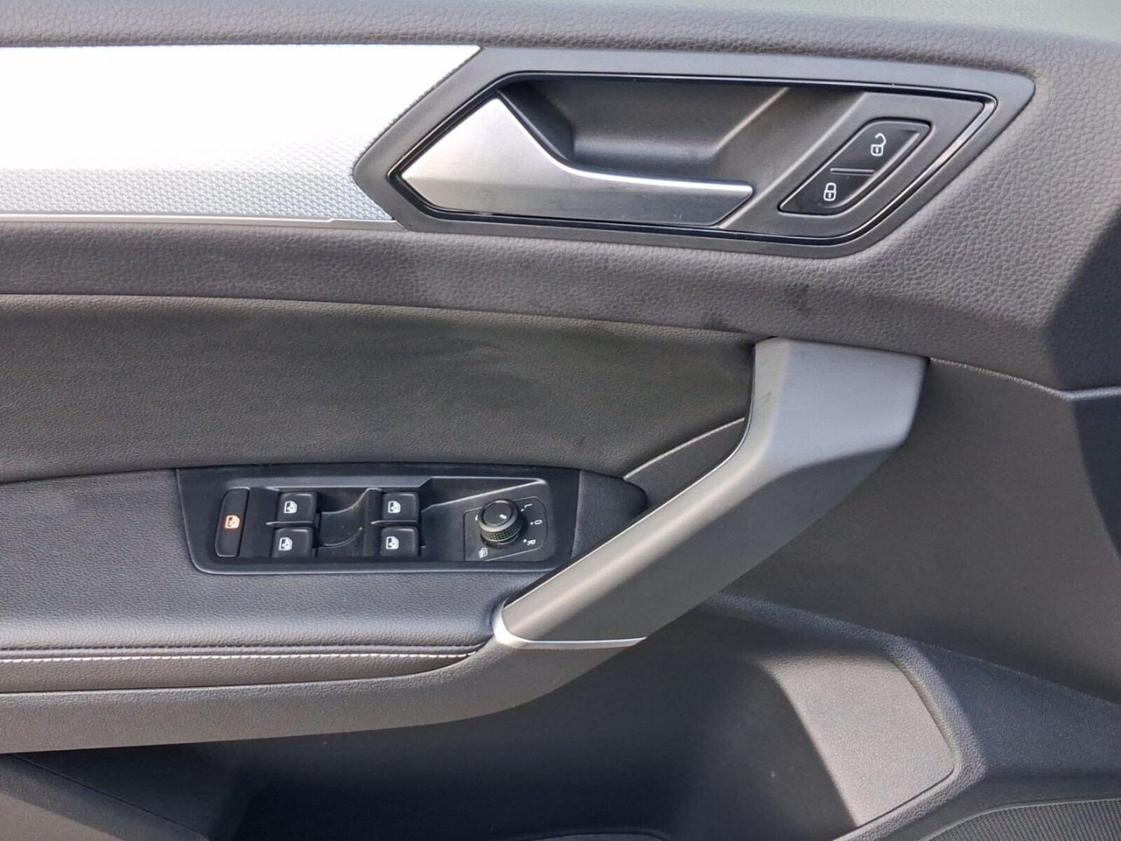 Volkswagen Touran – Bild 7