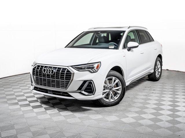 2025 Audi Q3 45 TFSI S Line Premium quattro's photo