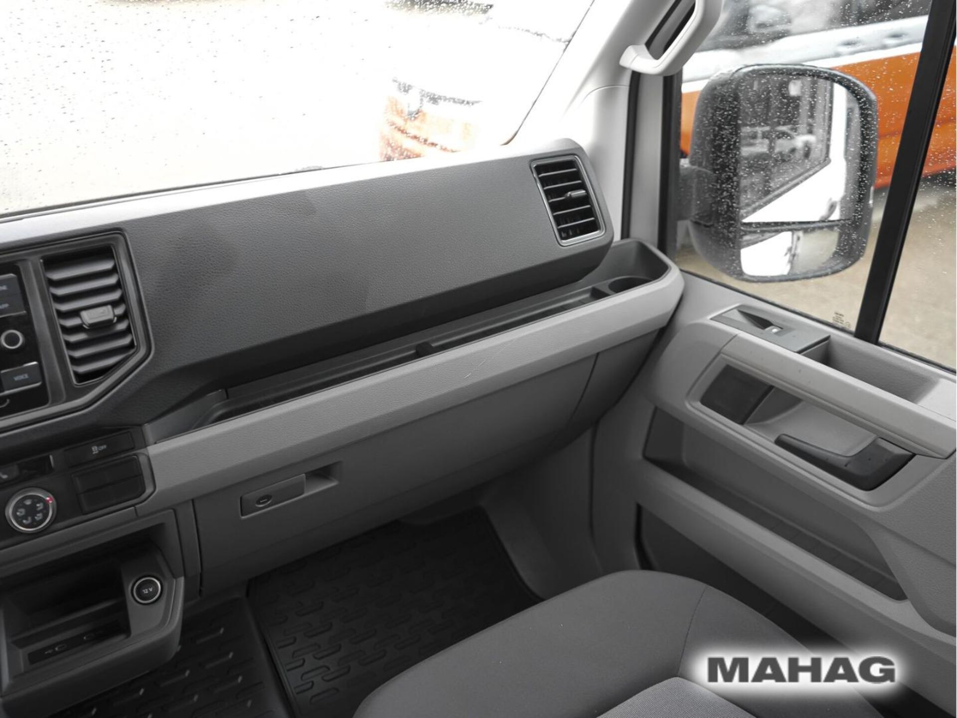 Volkswagen Crafter Kasten mittlerer Radstand