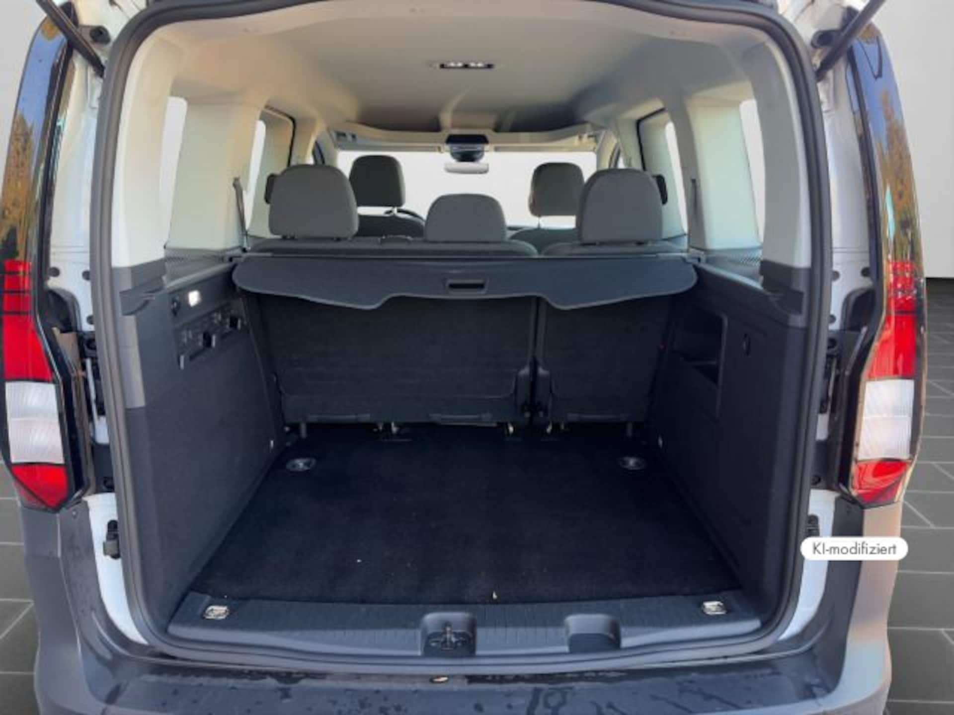 Volkswagen Caddy Basis-Modell
