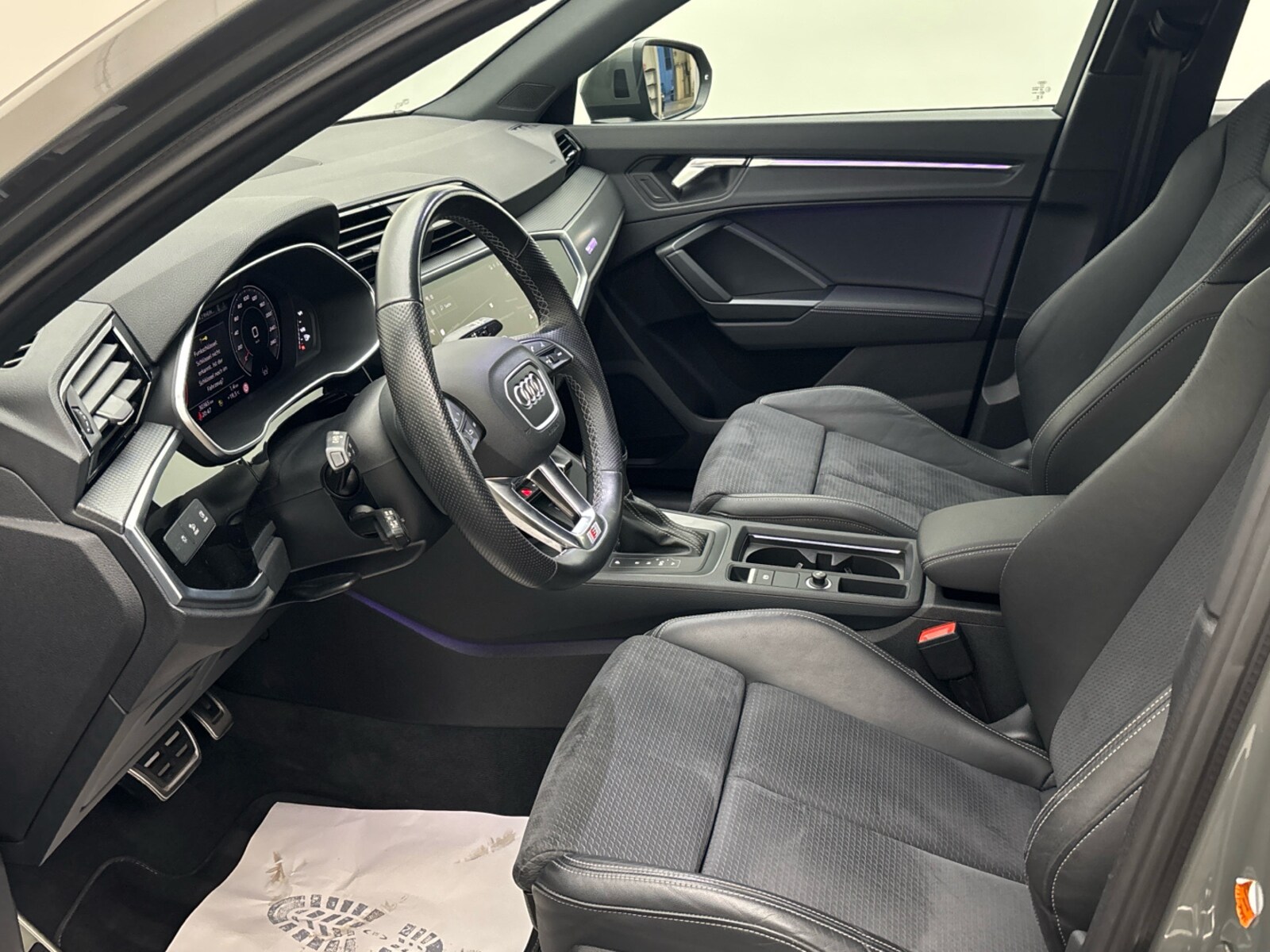 Audi Q3 – Bild 9