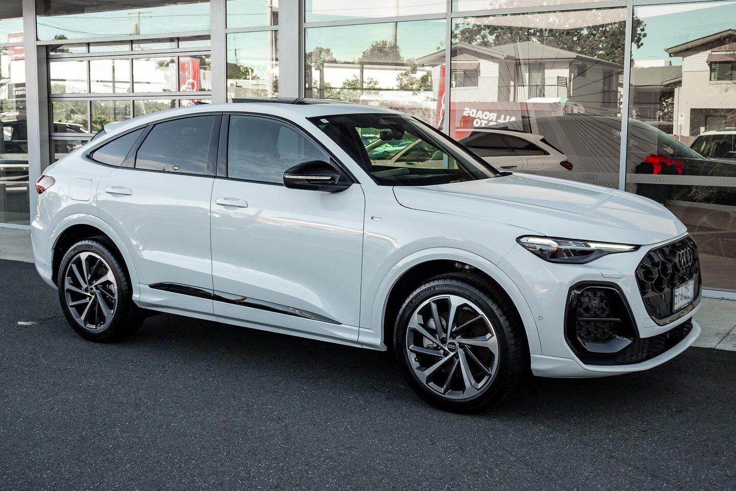 Image about Audi Q5 Sportback TDI quattro 150 kW sport