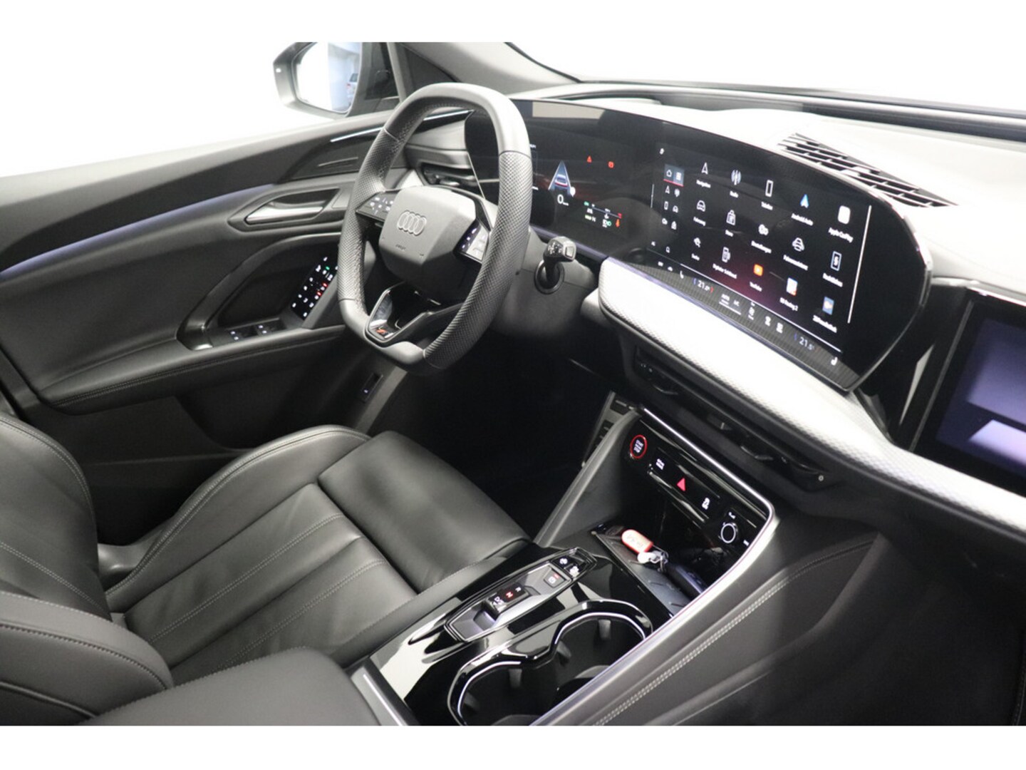 Bild über Audi Q5 SUV TDI quattro 150 kW S tronic - für weitere Informationen kontaktieren Sie den Audi Partner