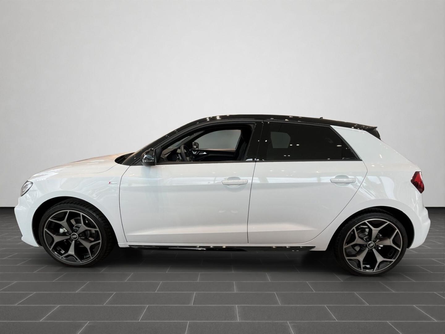 Bild über Audi A1 Sportback S line 30 TFSI S tronic - für weitere Informationen kontaktieren Sie den Audi Partner