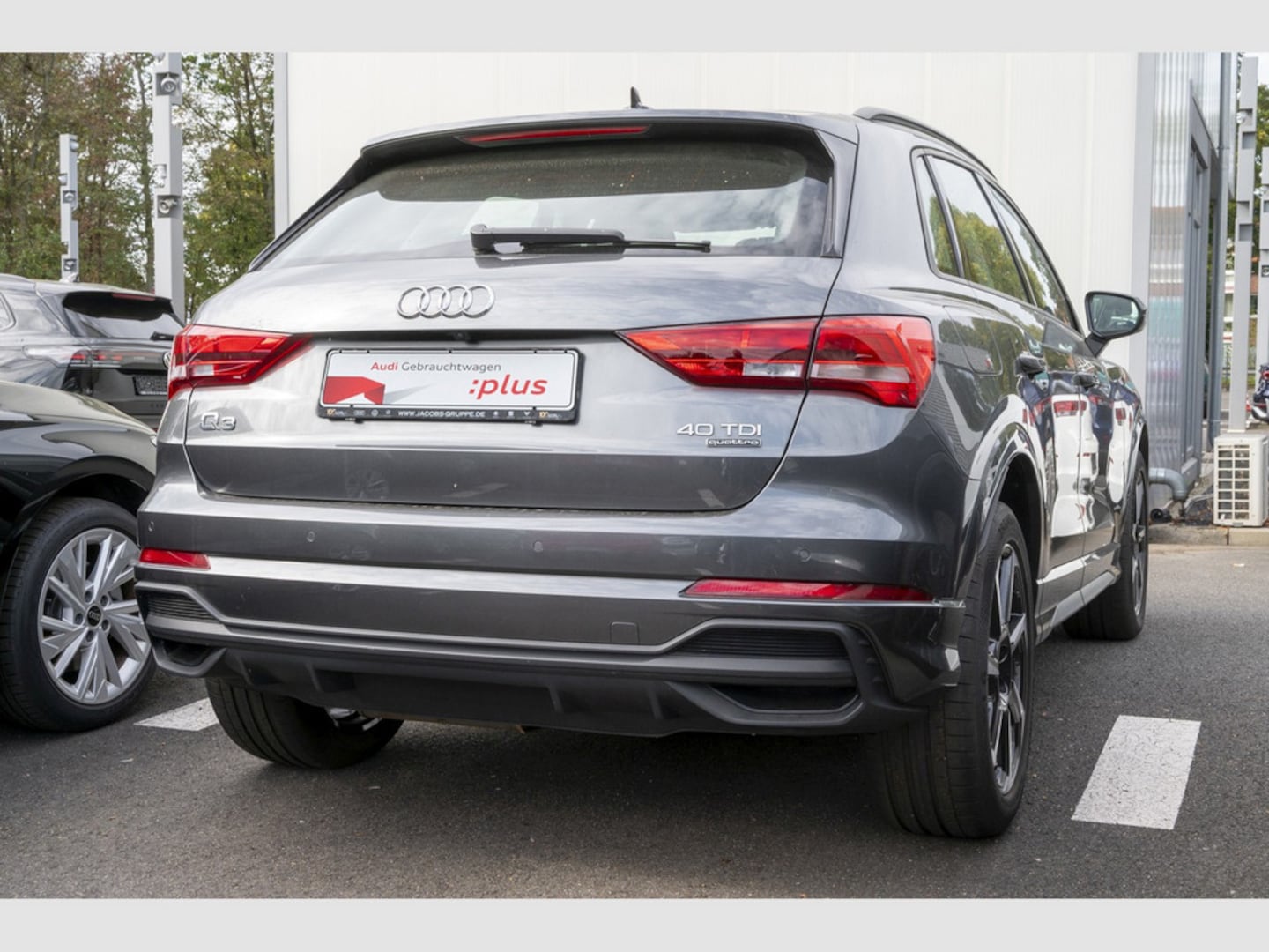 Bild über Audi Q3 S line 40 TDI quattro S tronic - für weitere Informationen kontaktieren Sie den Audi Partner