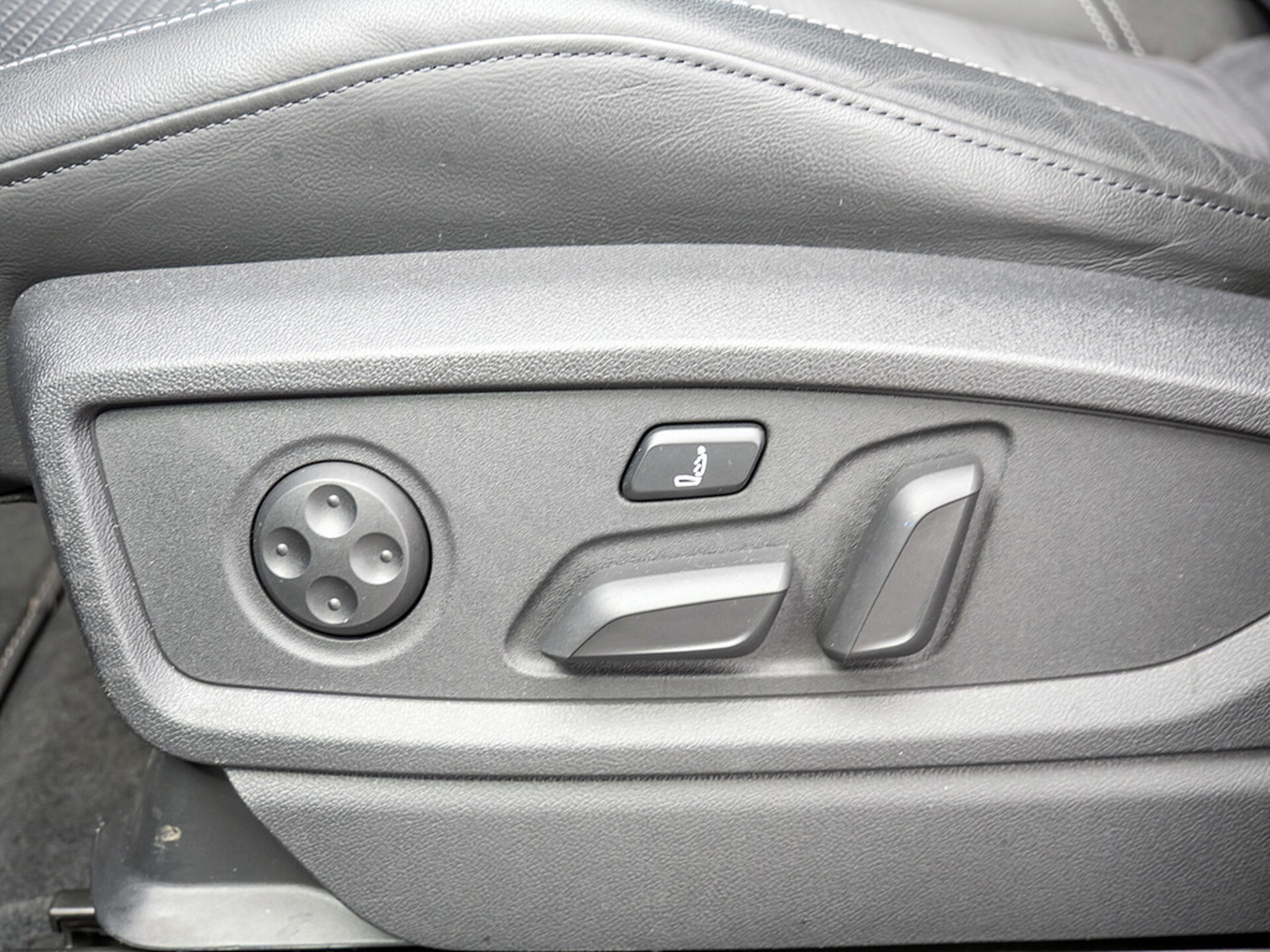 Audi Q5 TFSI e S line