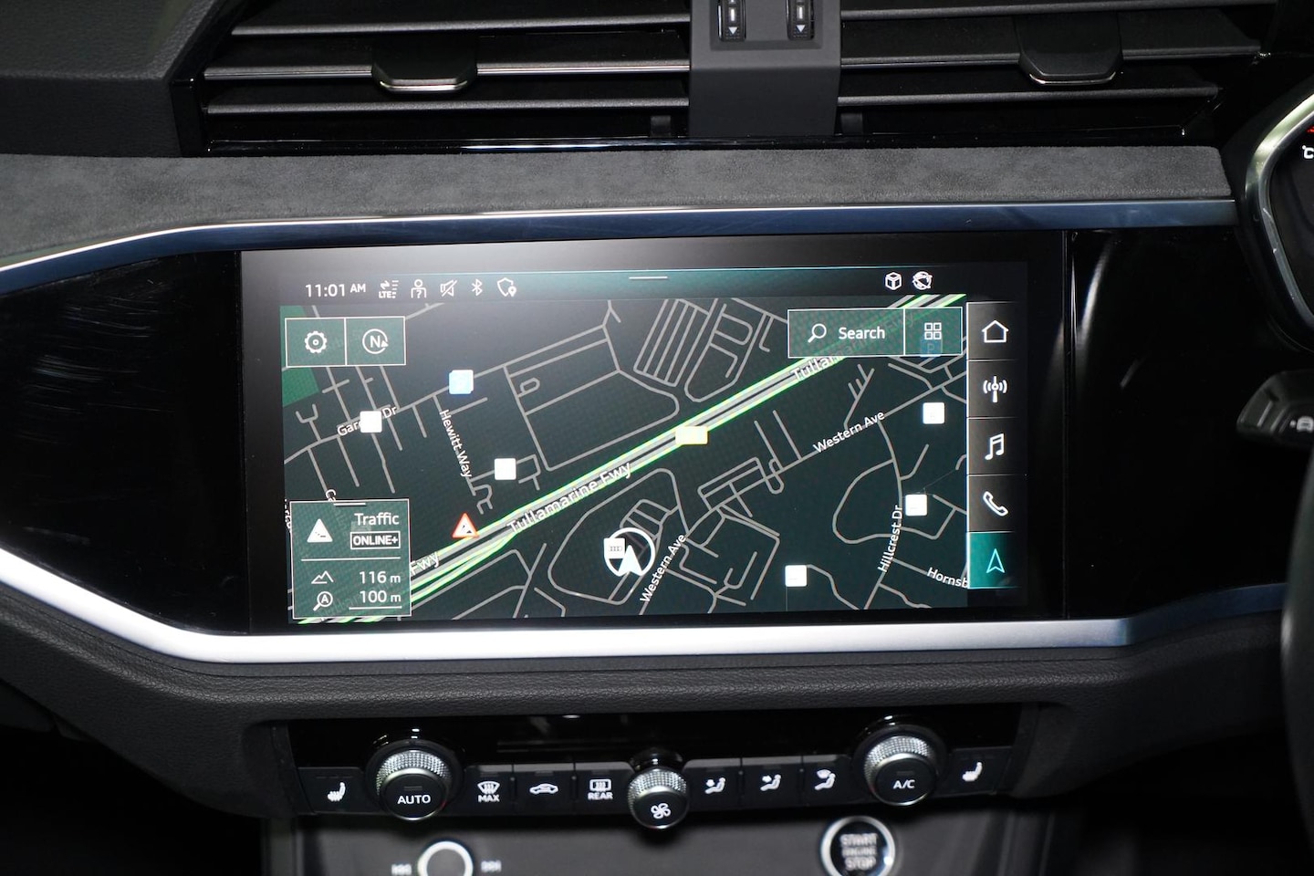 Image about Audi Q3 40 TFSI quattro S tronic