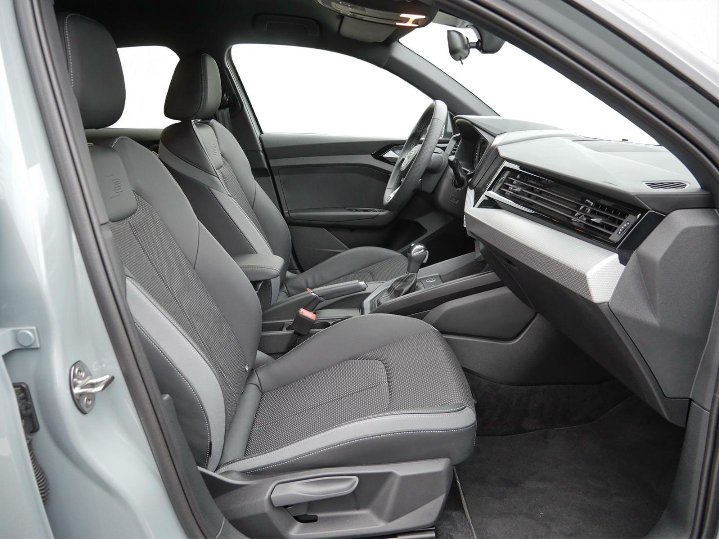 Bild über Audi A1 Sportback advanced 30 TFSI S tronic - für weitere Informationen kontaktieren Sie den Audi Partner