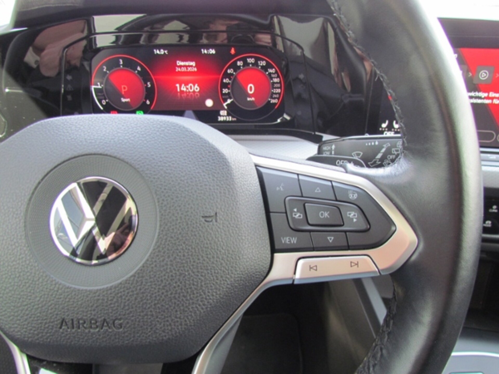 Volkswagen Golf Active