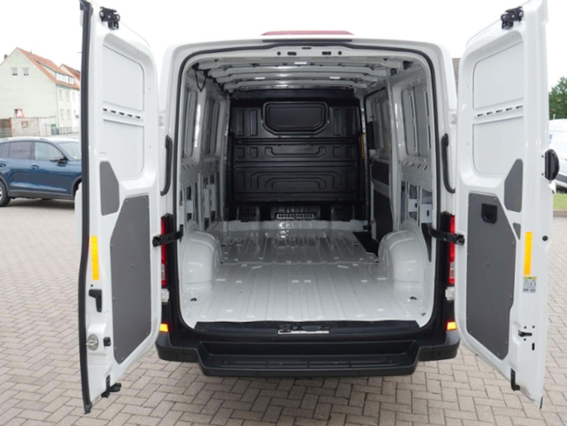 Volkswagen Crafter Kasten mittlerer Radstand