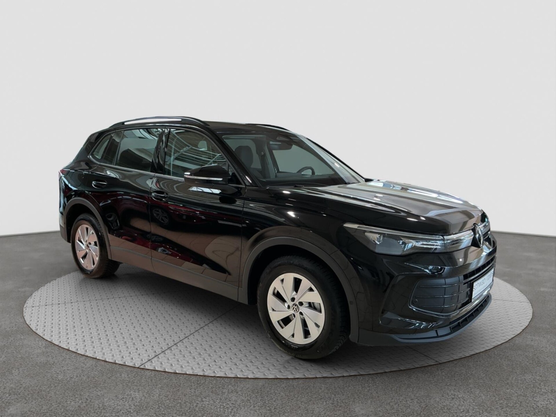 Volkswagen Tiguan Basis-Modell