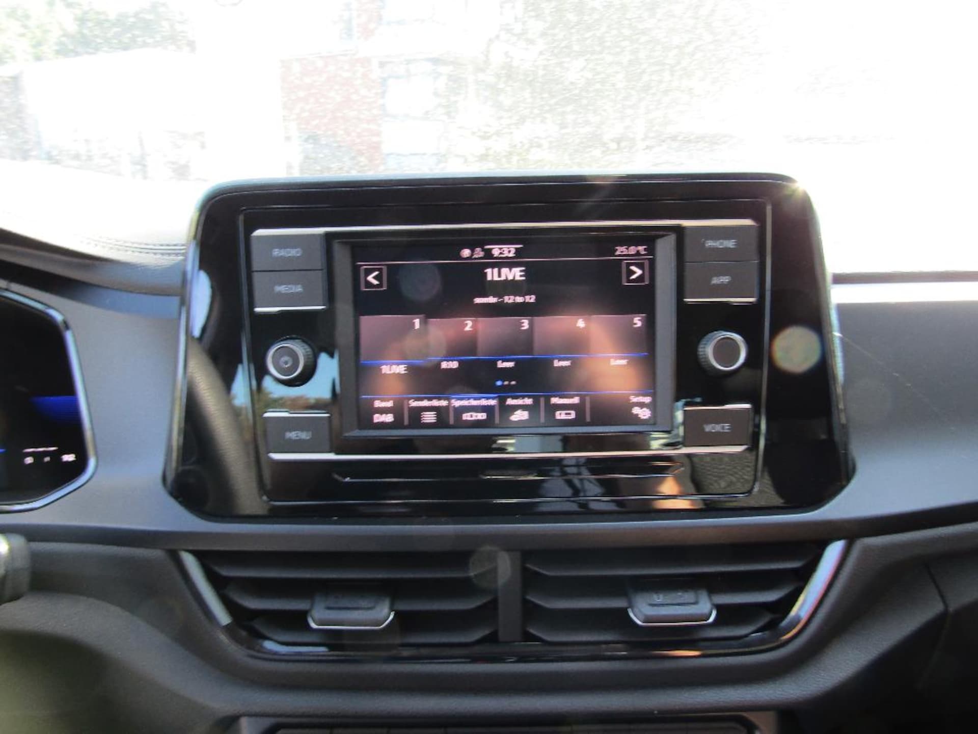 Volkswagen T-Roc Basis-Modell