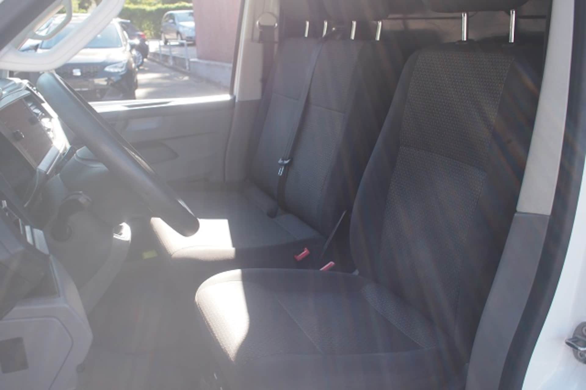 Volkswagen T6.1 Transporter Kasten kurzer Radstand