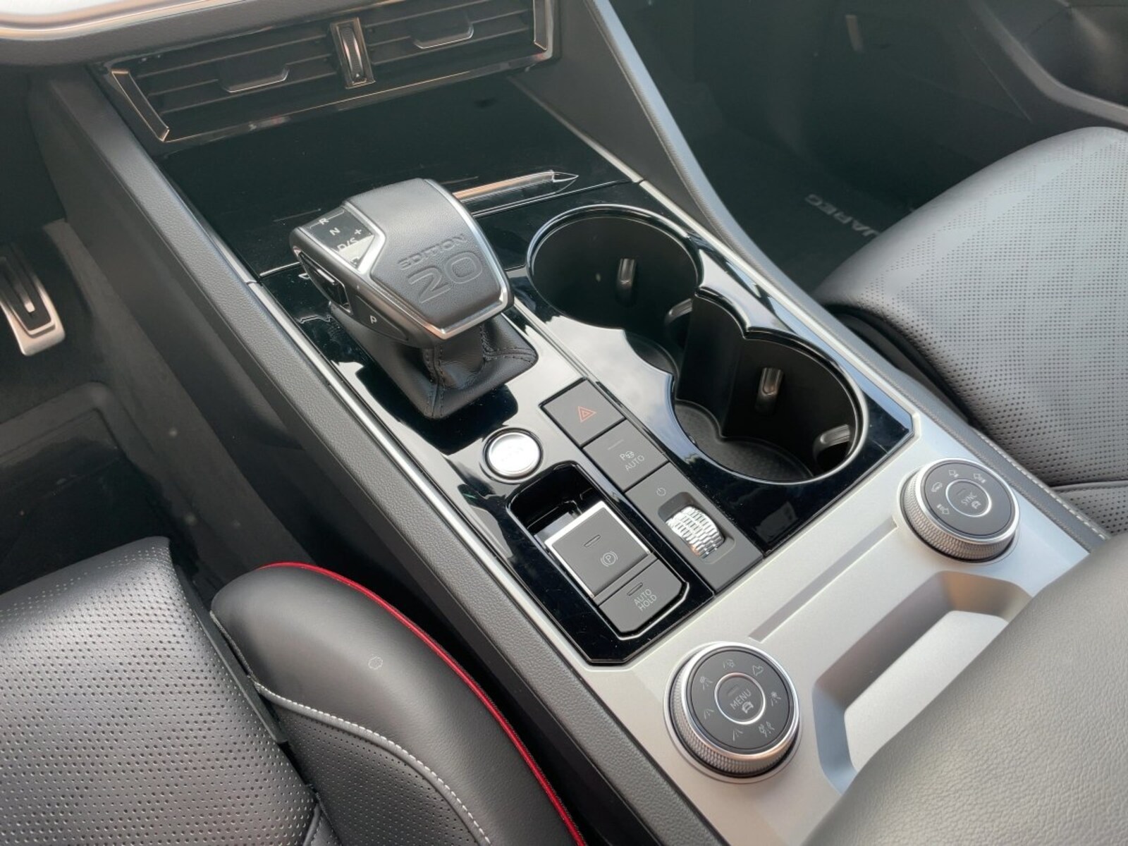 Volkswagen Touareg – Bild 14