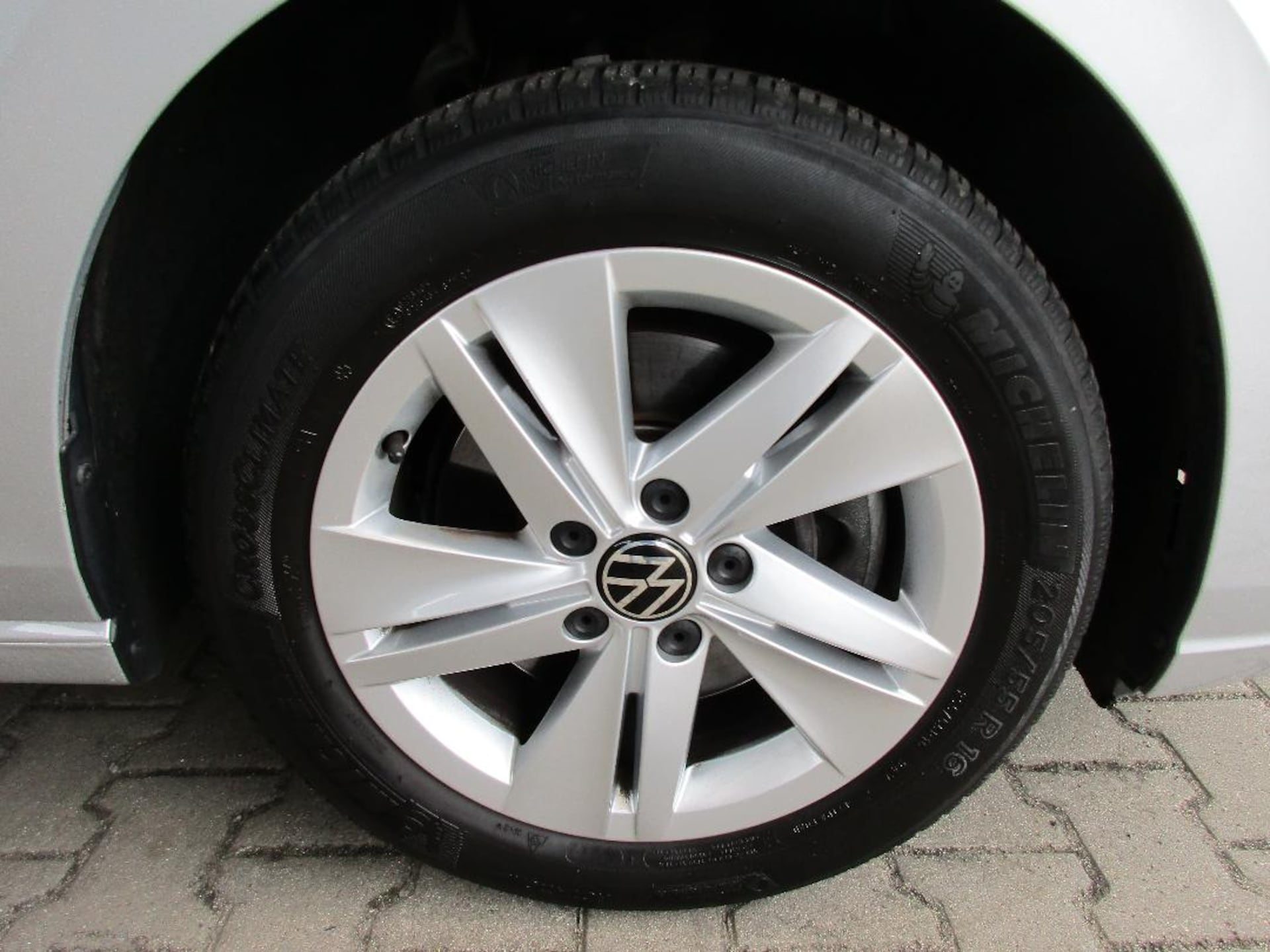 Volkswagen Golf Variant Life