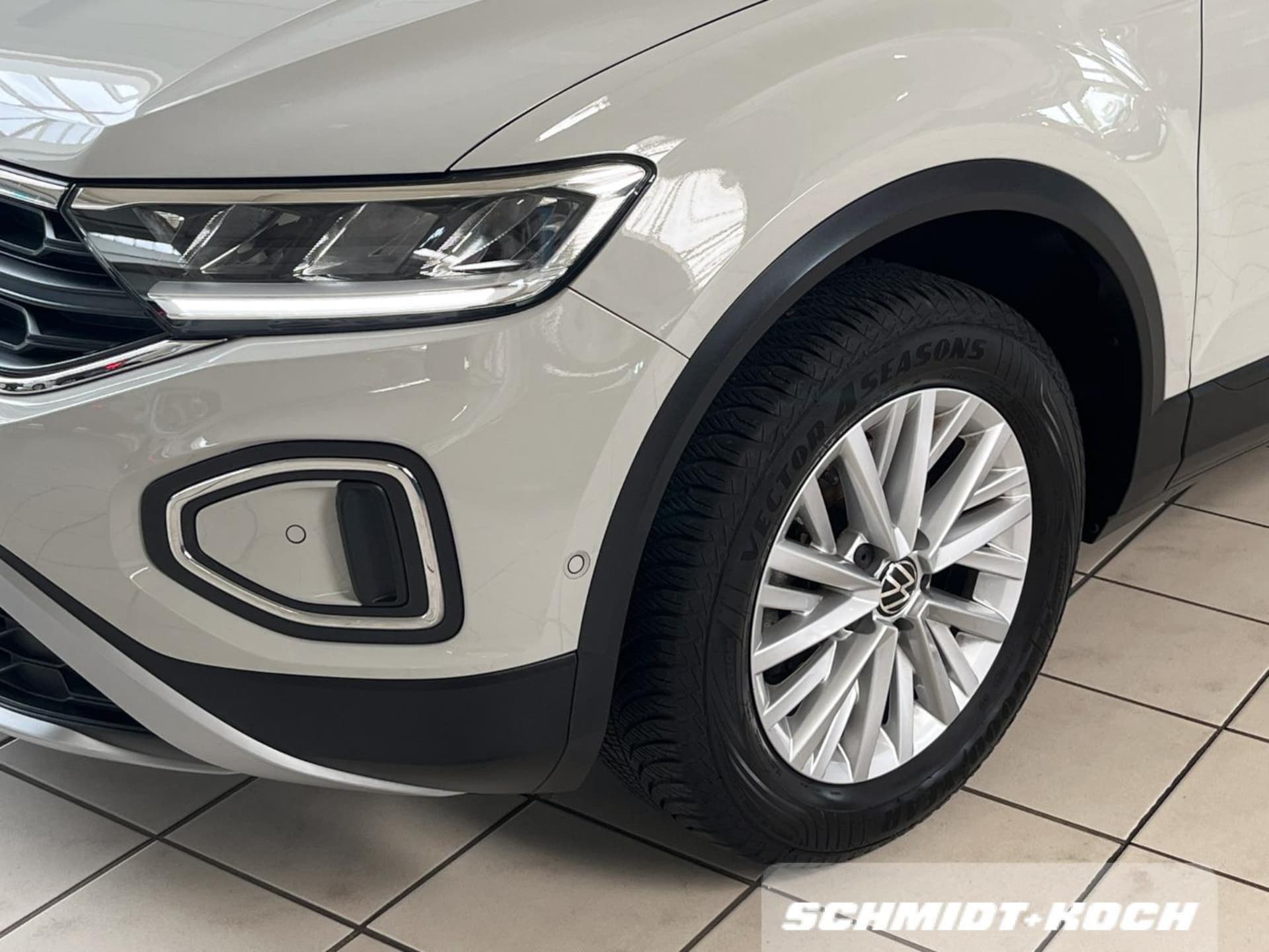 Volkswagen T-Roc Life