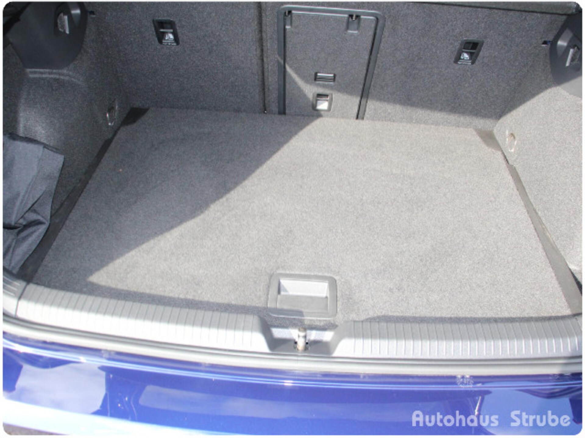 Volkswagen Golf Active