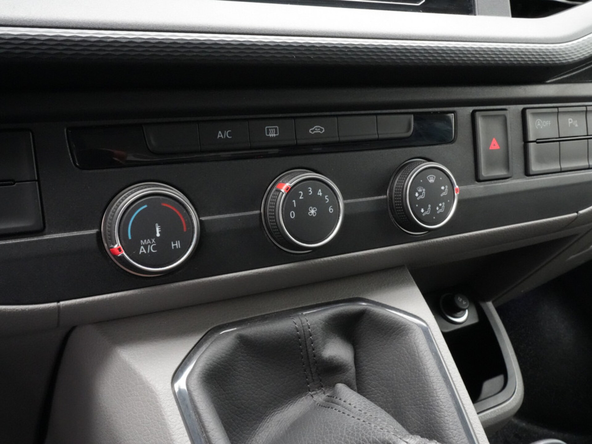Volkswagen T6.1 Transporter Kasten langer Radstand