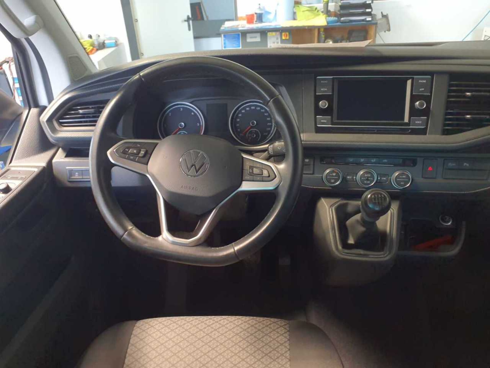 Volkswagen T6.1 California Beach