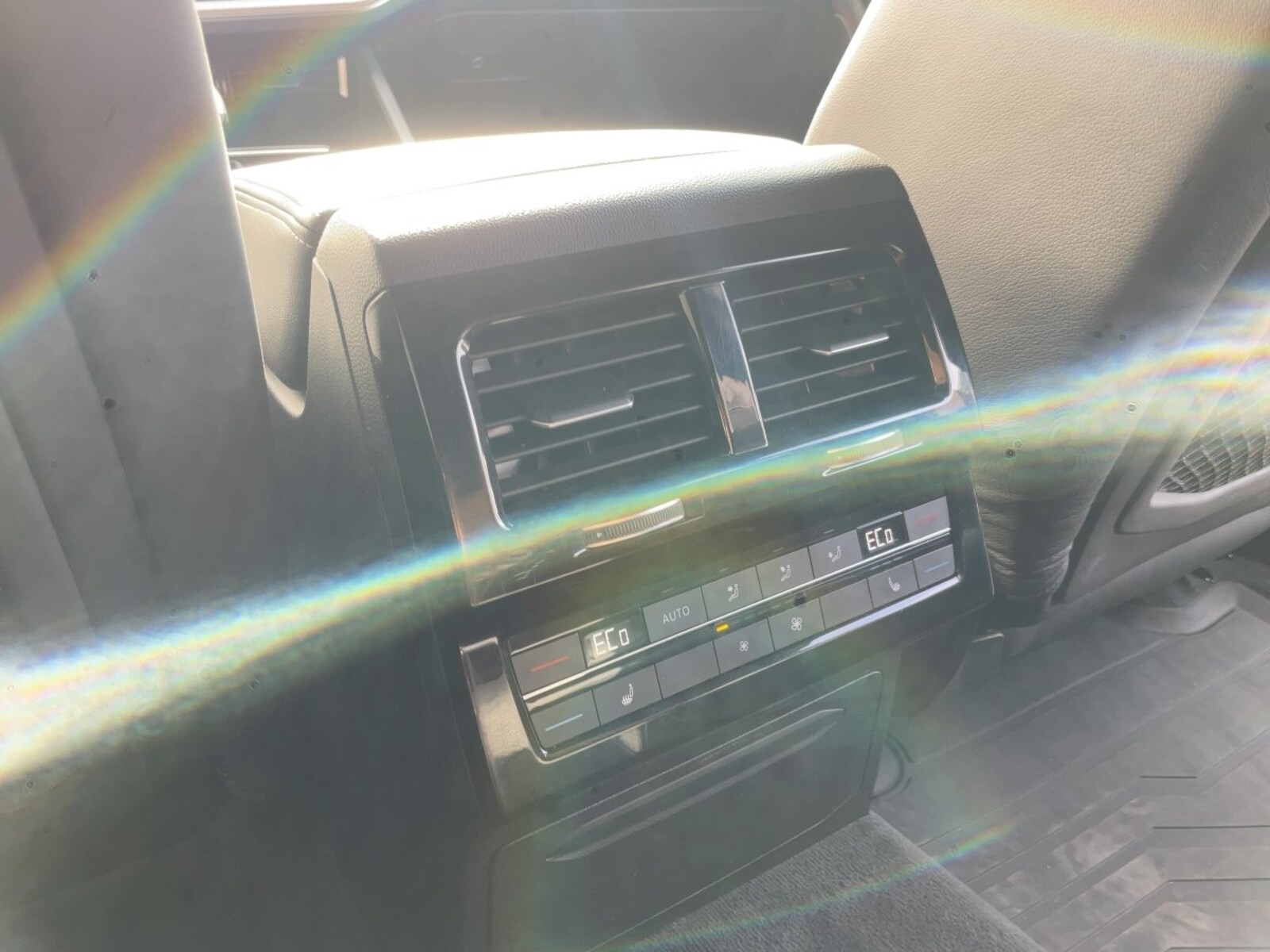 Volkswagen Touareg – Bild 21