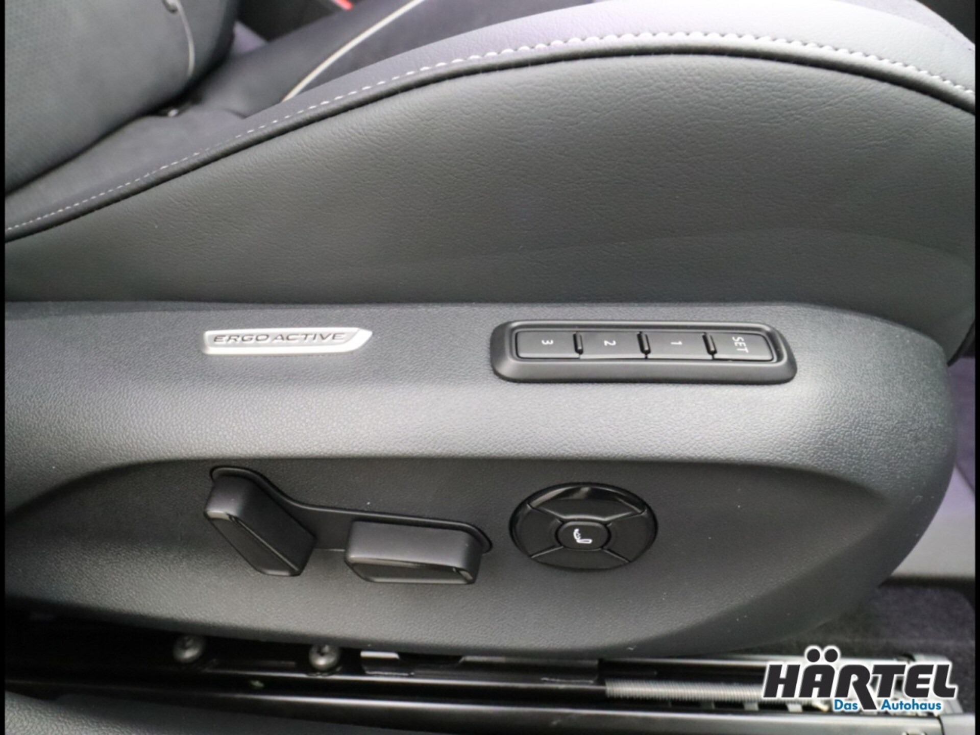 Volkswagen Passat Elegance