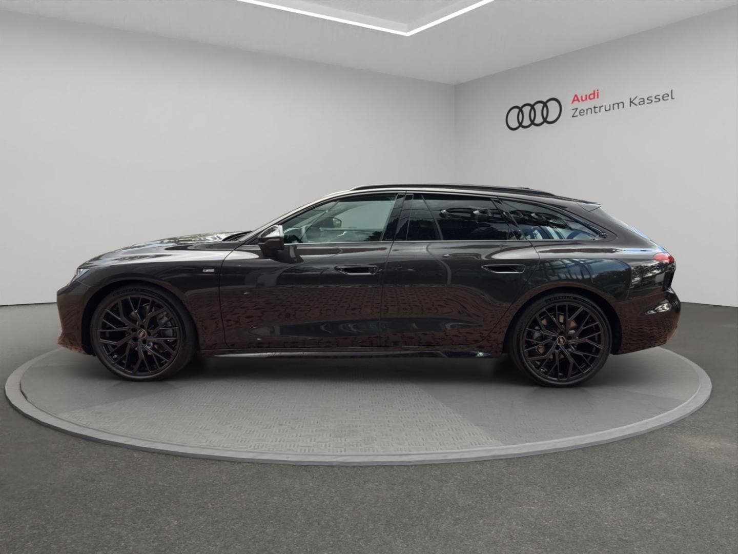Bild über Audi A6 Avant edition one TDI quattro 220 kW S tronic - für weitere Informationen kontaktieren Sie den Audi Partner