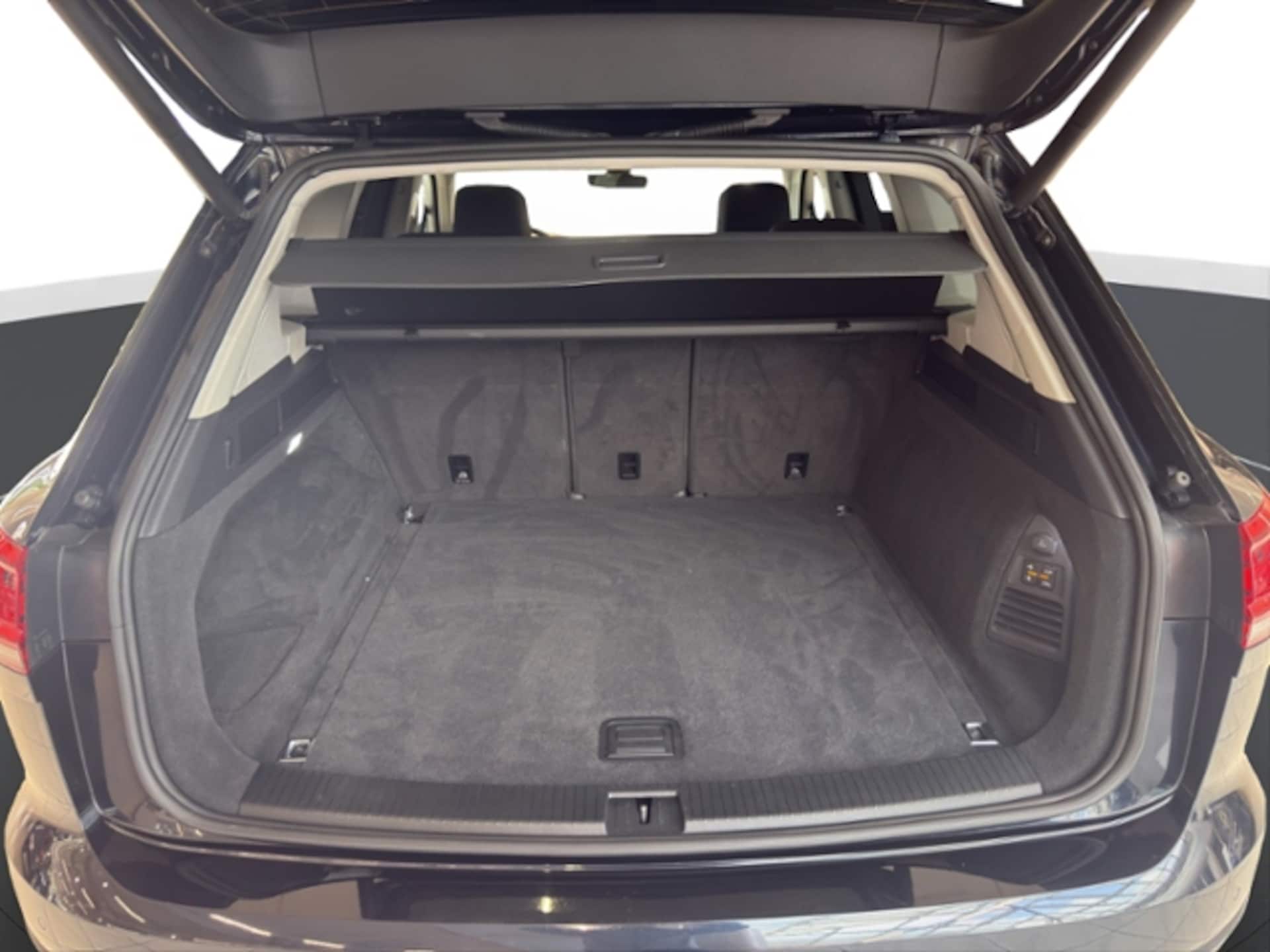 Volkswagen Touareg Basis-Modell