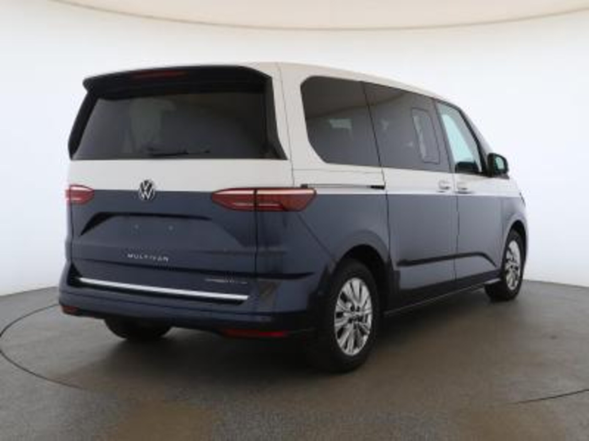 Volkswagen Multivan Basis-Modell