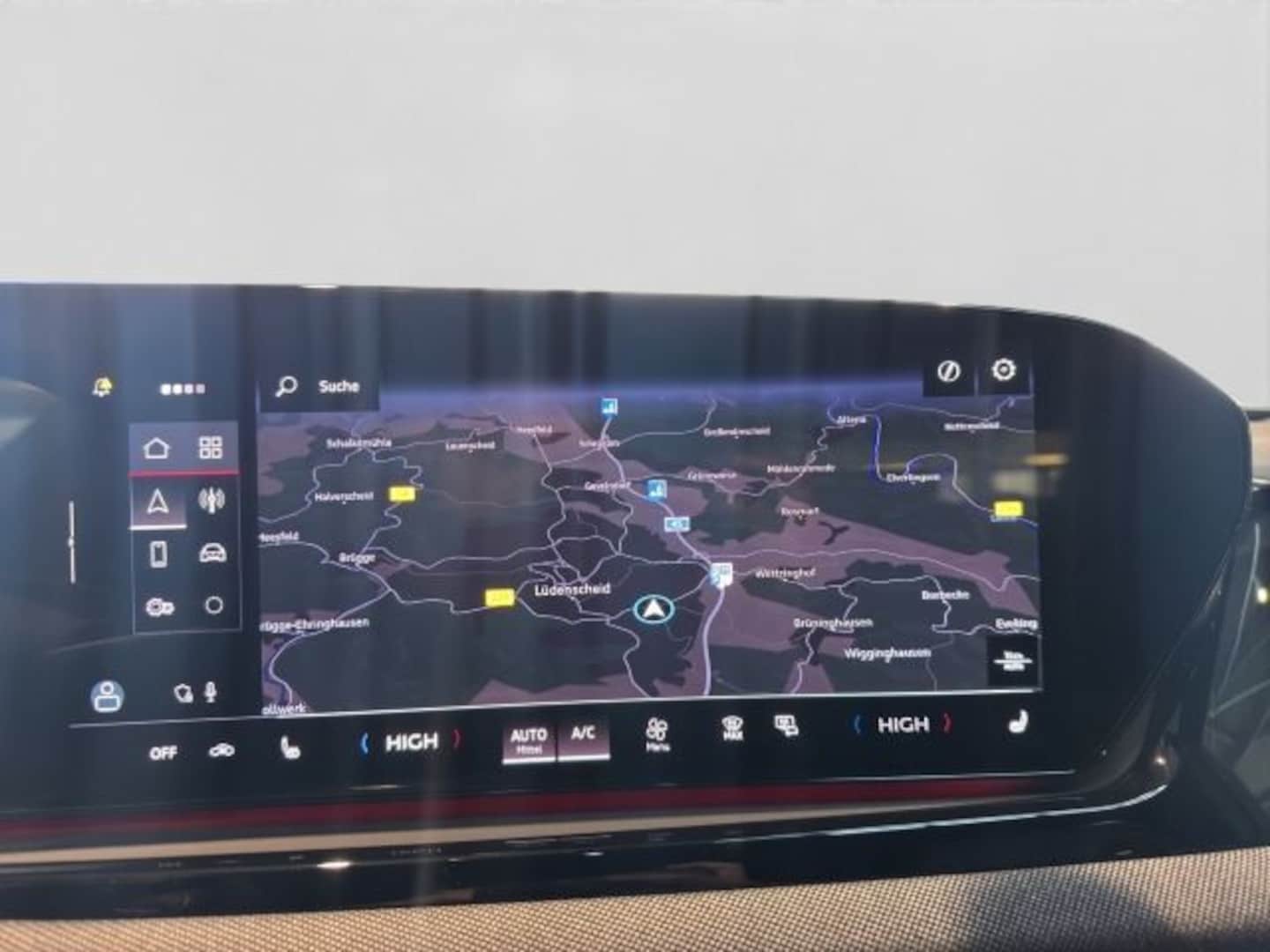 Bild über Audi A6 Avant TDI 150 kW S tronic - für weitere Informationen kontaktieren Sie den Audi Partner