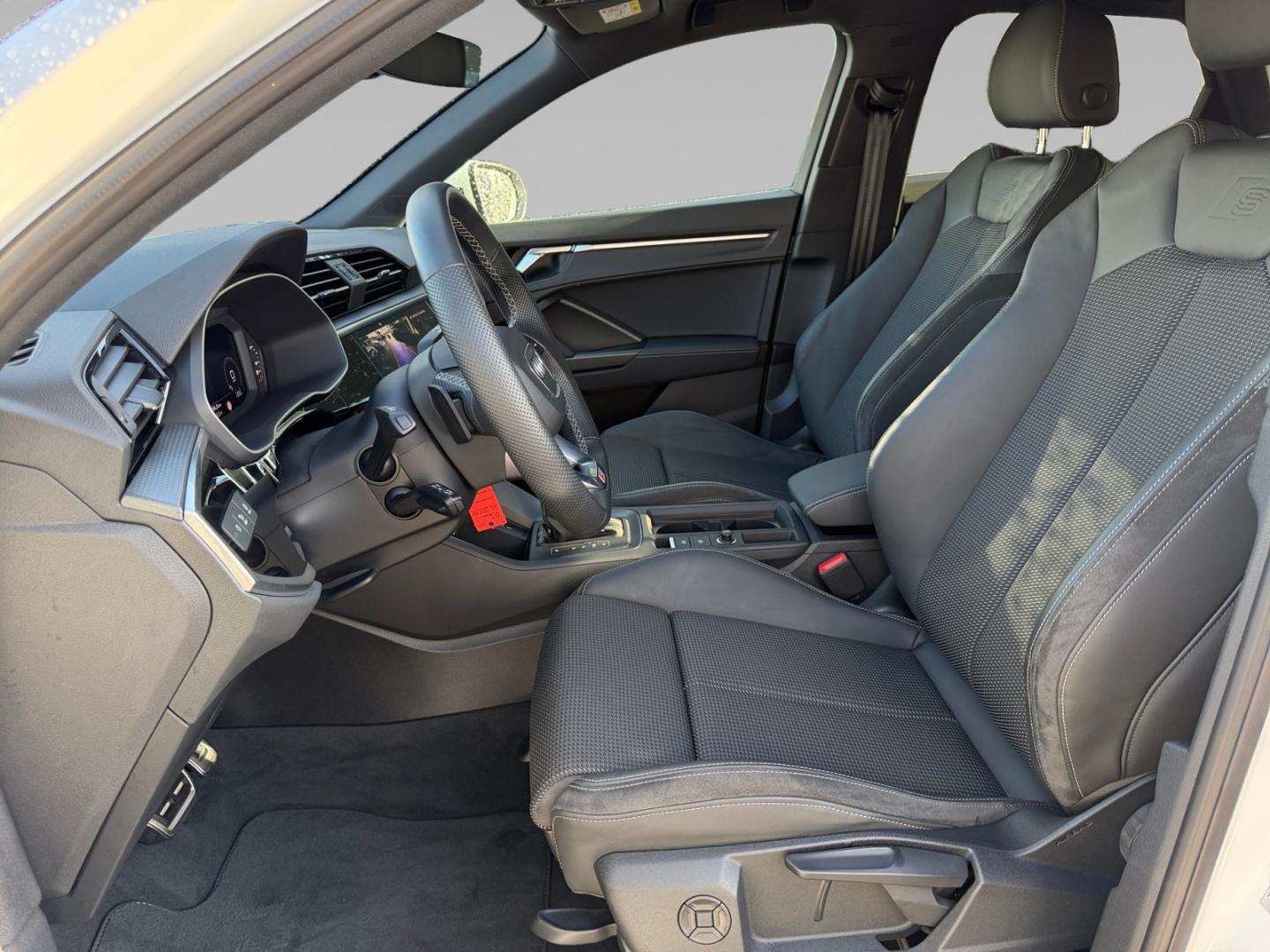 Image about Audi Q3 Sportback S line 35 TDI 110 kW (150 ch) S tronic