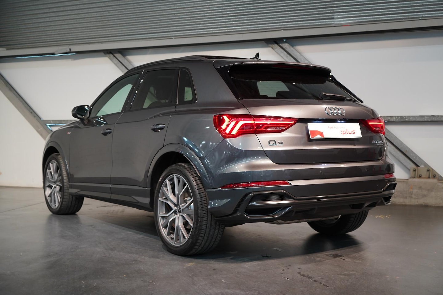 Image about Audi Q3 40 TFSI quattro S tronic