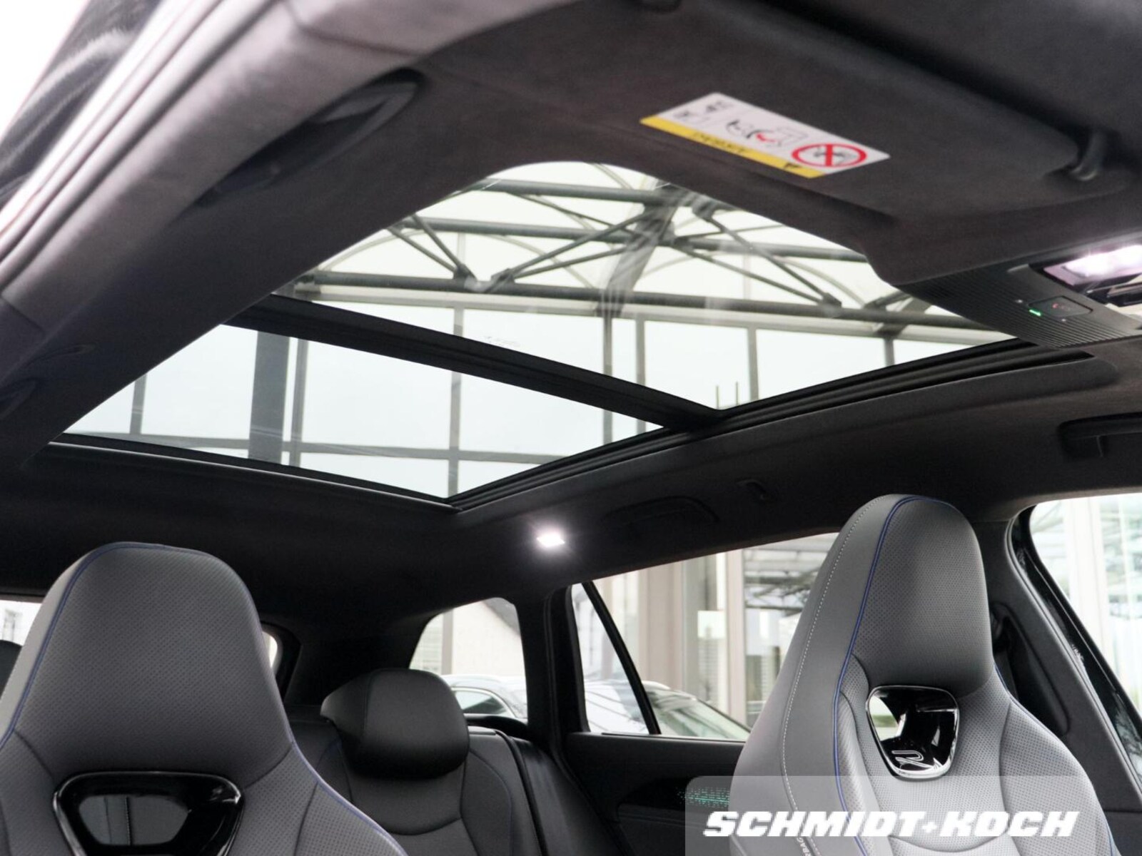 Volkswagen Passat – Bild 9