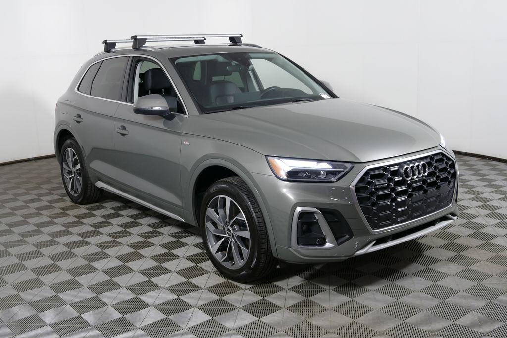 2023 Audi Q5 45 Premium Plus's photo