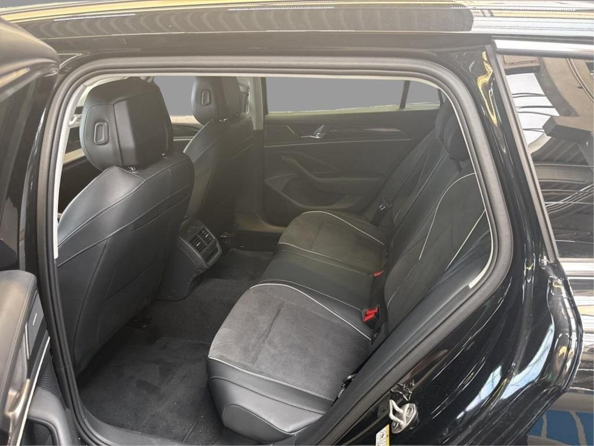 Volkswagen Passat Business