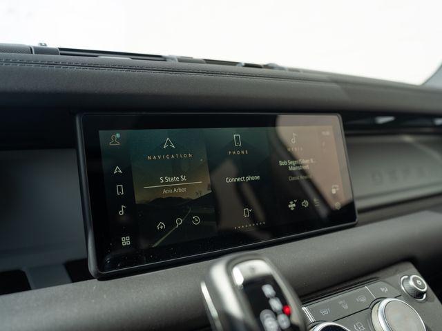 2024 Land Rover Defender SE - Photo 25